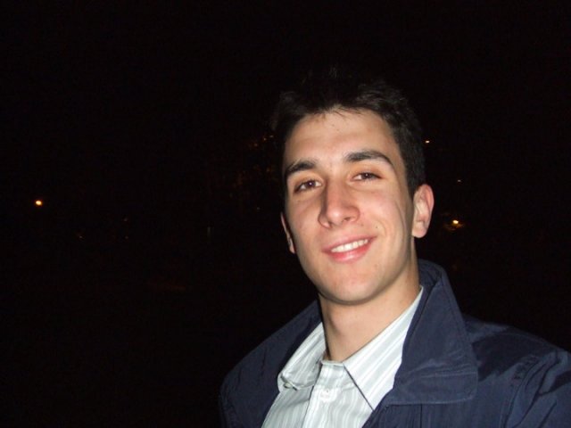 44994_2528168242613_7064449_n.jpg, 43 KB
